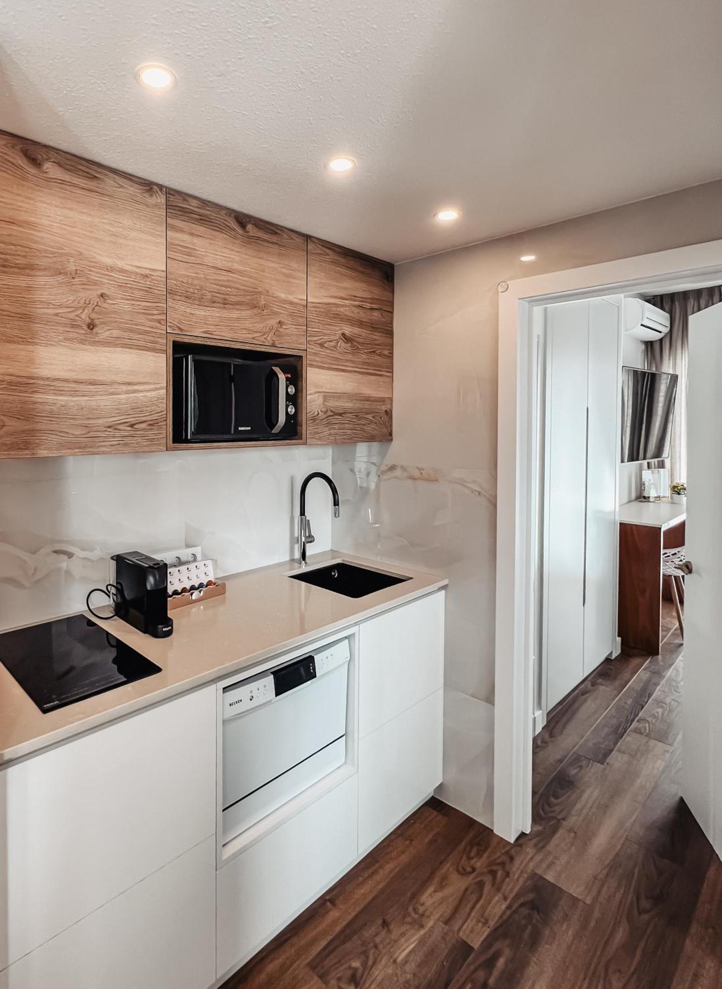 אדחה Emerald Palm Residence מראה חיצוני תמונה